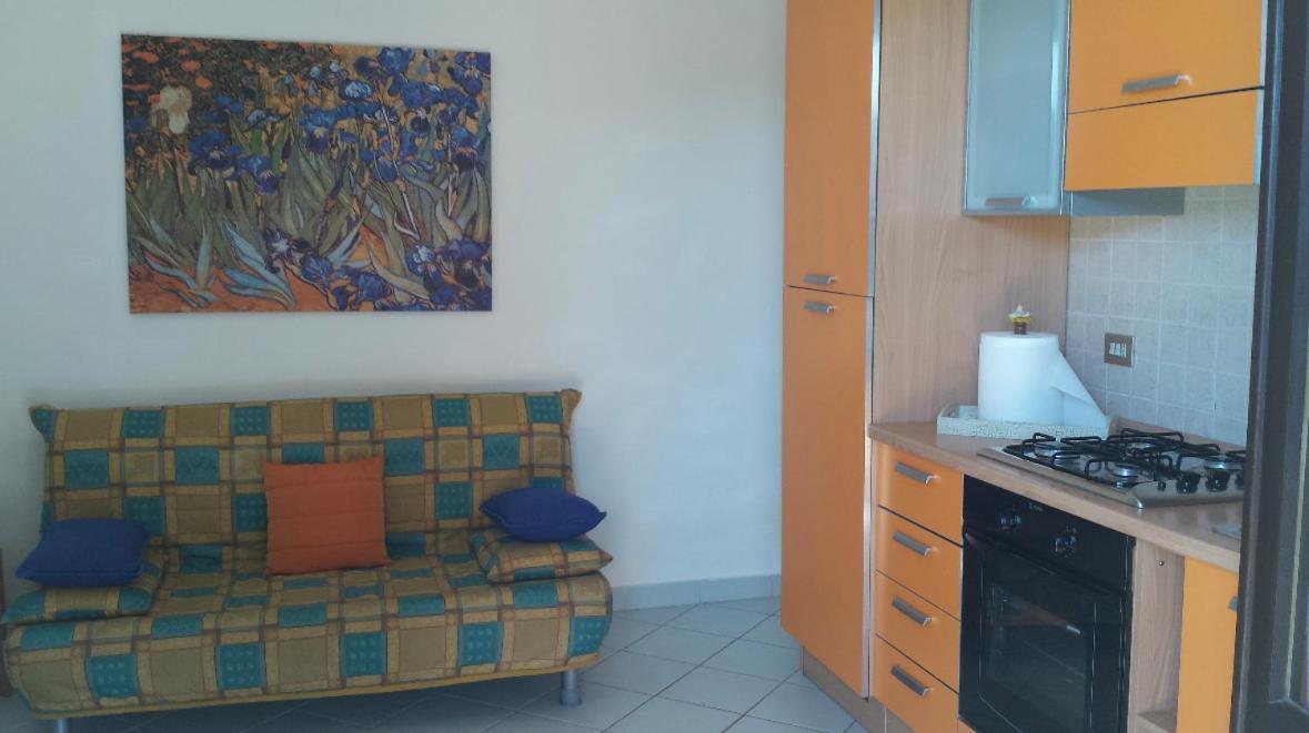 Appartamento A 200Mt Da "La Pelosa" Stintino Exterior photo